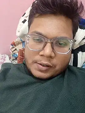 Snapshot of playboy210600 chatting on 17, 12, 2025 playboy210600 online show from 17, 12, 2025