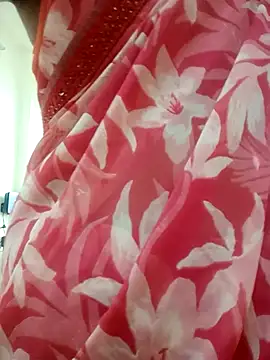 Snapshot of Cute_Sanaaya chatting on 15, 12, 2025 Cute Sanaaya online show from 15, 12, 2025