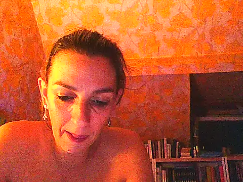 Snapshot of Anaiscpl2405 chatting on 28, 10, 2025 Anaiscpl2405 online show from 28, 10, 2025