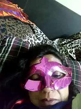 Snapshot of LOVE__RANI chatting on 14, 11, 2025 LOVE RANI online show from 14, 11, 2025