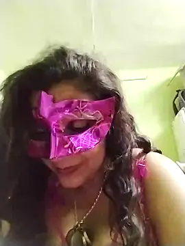 Snapshot of LOVE__RANI chatting on 23, 11, 2025 LOVE RANI online show from 23, 11, 2025