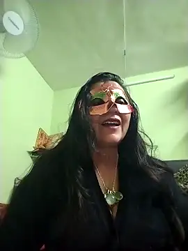 Snapshot of LOVE__RANI chatting on 4, 12, 2025 LOVE RANI online show from 4, 12, 2025