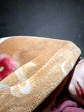 yoyo-mi online show from 17, 12, 2025