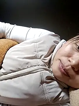 yoyo-mi online show from 5, 2, 2026