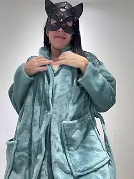 Snapshot of carolinedanger_ chatting on 6, 11, 2025 carolinedanger online show from 6, 11, 2025