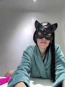 Snapshot of carolinedanger_ chatting on 8, 11, 2025 carolinedanger online show from 8, 11, 2025