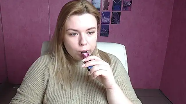 Snapshot of SusannaNight chatting on 19, 12, 2025 SusannaNight online show from 19, 12, 2025