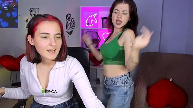 Snapshot of isabel_wave chatting on 19, 12, 2025 isabel wave online show from 19, 12, 2025