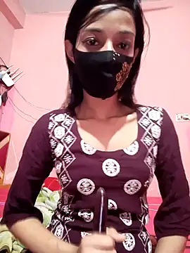 Green LaDY66 online show from 9, 4, 2026