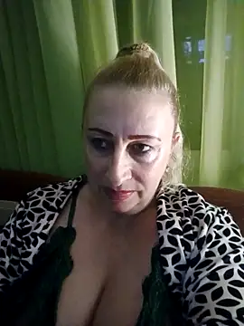 Esenia505 online show from 2, 11, 2025