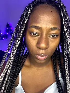 Snapshot of milarain chatting on 15, 12, 2025 milarain online show from 15, 12, 2025