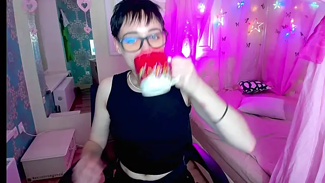 Snapshot of ErickaFetish chatting on 6, 11, 2025 ErickaFetish online show from 6, 11, 2025