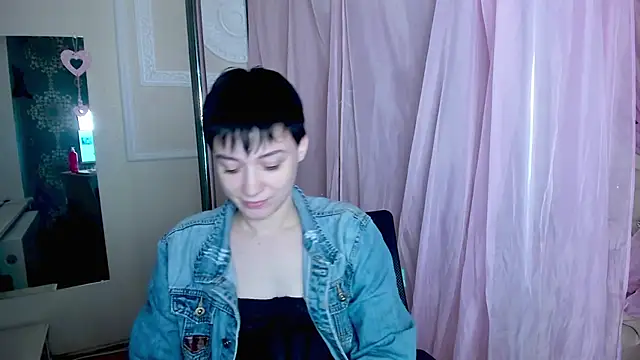 Snapshot of ErickaFetish chatting on 27, 11, 2025 ErickaFetish online show from 27, 11, 2025