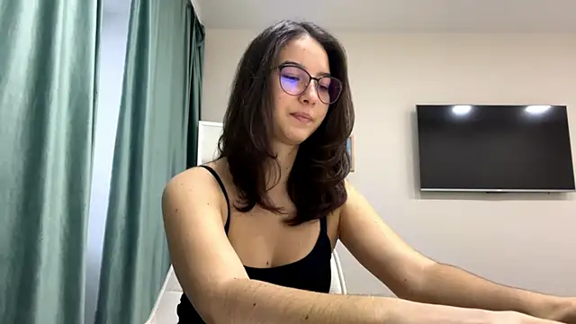 Allisgree online show from 14, 12, 2025