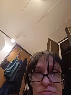 MetalGoddess online show from 3, 6, 2026