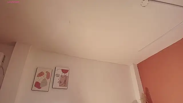 Snapshot of Ebonyswet_ chatting on 20, 12, 2025 Ebonyswet online show from 20, 12, 2025