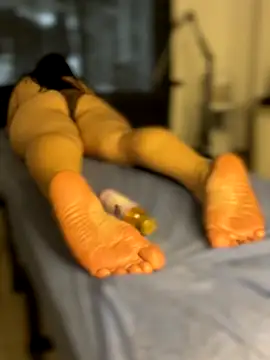 Snapshot of Vickybon chatting on 8, 11, 2025 Vickybon online show from 8, 11, 2025