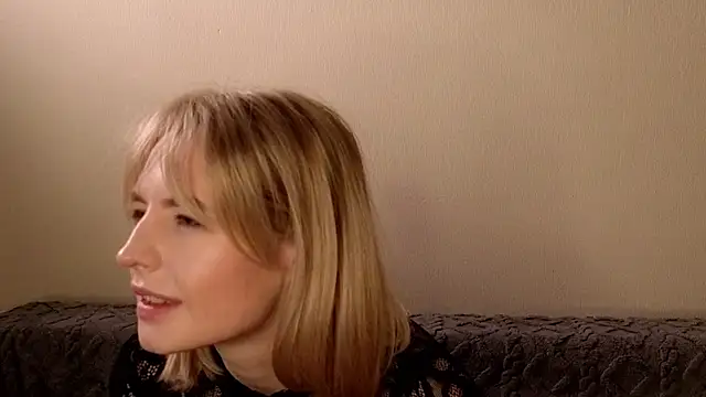 Snapshot of BaileyBernos chatting on 26, 11, 2025 BaileyBernos online show from 26, 11, 2025