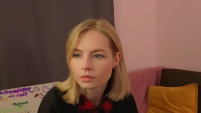 Snapshot of BaileyBernos chatting on 5, 12, 2025 BaileyBernos online show from 5, 12, 2025