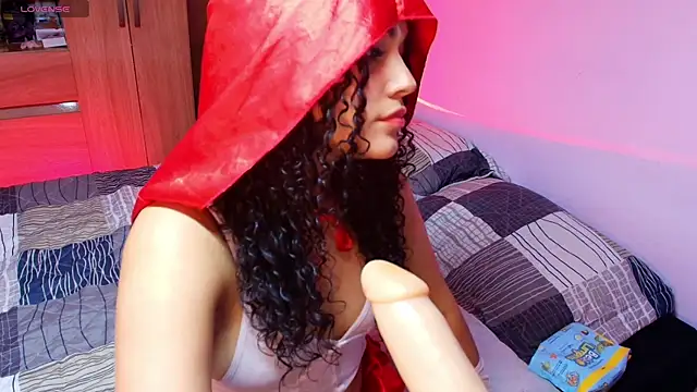Aprilsweet2005 online show from 26, 5, 2026