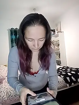 DeepestFantisy x online show from 3, 11, 2025