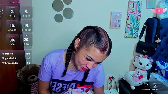 Emma boo online show from 18, 11, 2025