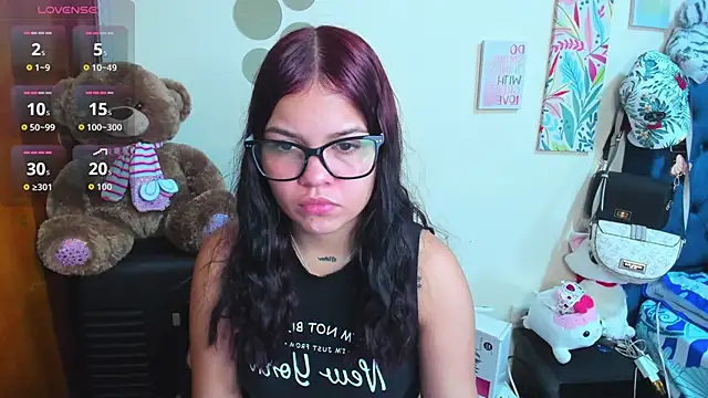 Emma boo online show from 20, 12, 2025