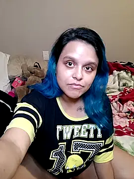 Snapshot of aye_tinakopixx chatting on 14, 11, 2025 aye tinakopixx online show from 14, 11, 2025