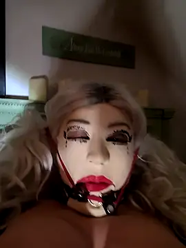 Snapshot of pleasser85 chatting on 4, 11, 2025 pleasser85 online show from 4, 11, 2025