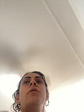 sabrinaneves online show from 15, 4, 2026