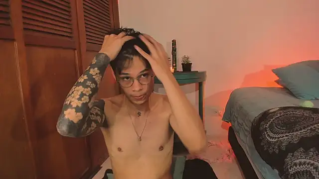 estmonnn online show from 9, 11, 2025