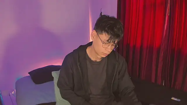 estmonnn online show from 21, 11, 2025