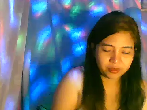 Snapshot of ann_tine123 chatting on 28, 11, 2025 ann tine123 online show from 28, 11, 2025