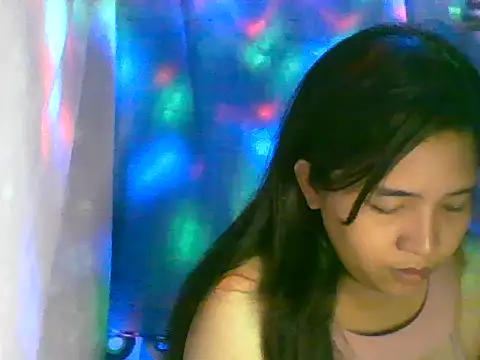 Snapshot of ann_tine123 chatting on 4, 12, 2025 ann tine123 online show from 4, 12, 2025