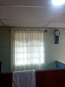 Snapshot of Isa-Giraldo chatting on 13, 11, 2025 Isa-Giraldo online show from 13, 11, 2025