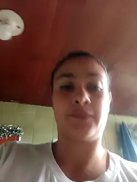 Snapshot of Isa-Giraldo chatting on 23, 11, 2025 Isa-Giraldo online show from 23, 11, 2025