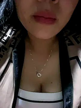 Snapshot of Nul-chal chatting on 7, 11, 2025 Nul-chal online show from 7, 11, 2025