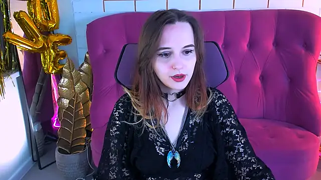 Snapshot of IreneBailey chatting on 7, 11, 2025 IreneBailey online show from 7, 11, 2025