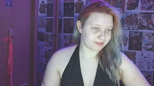 Snapshot of FoxPlayXX chatting on 9, 7, 2026 FoxPlayXX online show from 9, 7, 2026