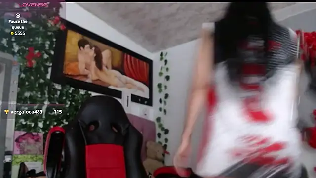 Snapshot of myomii_nixx chatting on 7, 11, 2025 myomii nixx online show from 7, 11, 2025