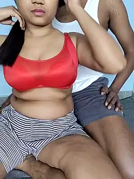 Snapshot of Cuty_Pussy1 chatting on 7, 4, 2026 Cuty Pussy1 online show from 7, 4, 2026