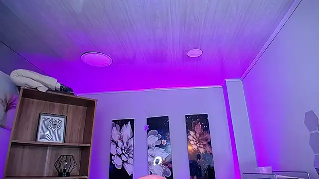 Snapshot of roseefancy19 chatting on 6, 1, 2026 roseefancy19 online show from 6, 1, 2026