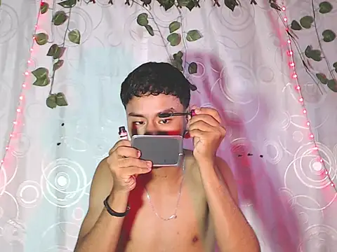 Snapshot of connor_michael01 chatting on 2, 11, 2025 connor michael01 online show from 2, 11, 2025