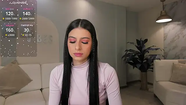 Snapshot of BellaConnorX chatting on 5, 12, 2025 BellaConnorX online show from 5, 12, 2025