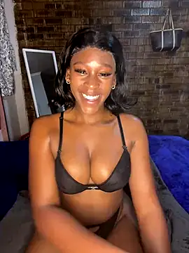 Snapshot of SP1CY_MOMMY chatting on 5, 11, 2025 SP1CY MOMMY online show from 5, 11, 2025