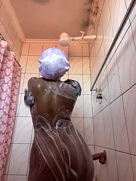 Snapshot of SP1CY_MOMMY chatting on 23, 11, 2025 SP1CY MOMMY online show from 23, 11, 2025