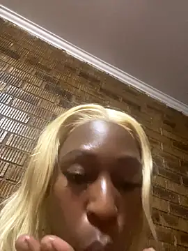 Snapshot of SP1CY_MOMMY chatting on 23, 11, 2025 SP1CY MOMMY online show from 23, 11, 2025