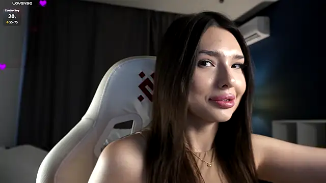 Snapshot of candylolly__ chatting on 8, 11, 2025 candylolly online show from 8, 11, 2025