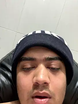 Snapshot of FlashyOcean53 chatting on 8, 1, 2026 FlashyOcean53 online show from 8, 1, 2026