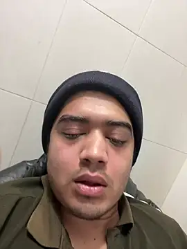 Snapshot of FlashyOcean53 chatting on 8, 1, 2026 FlashyOcean53 online show from 8, 1, 2026